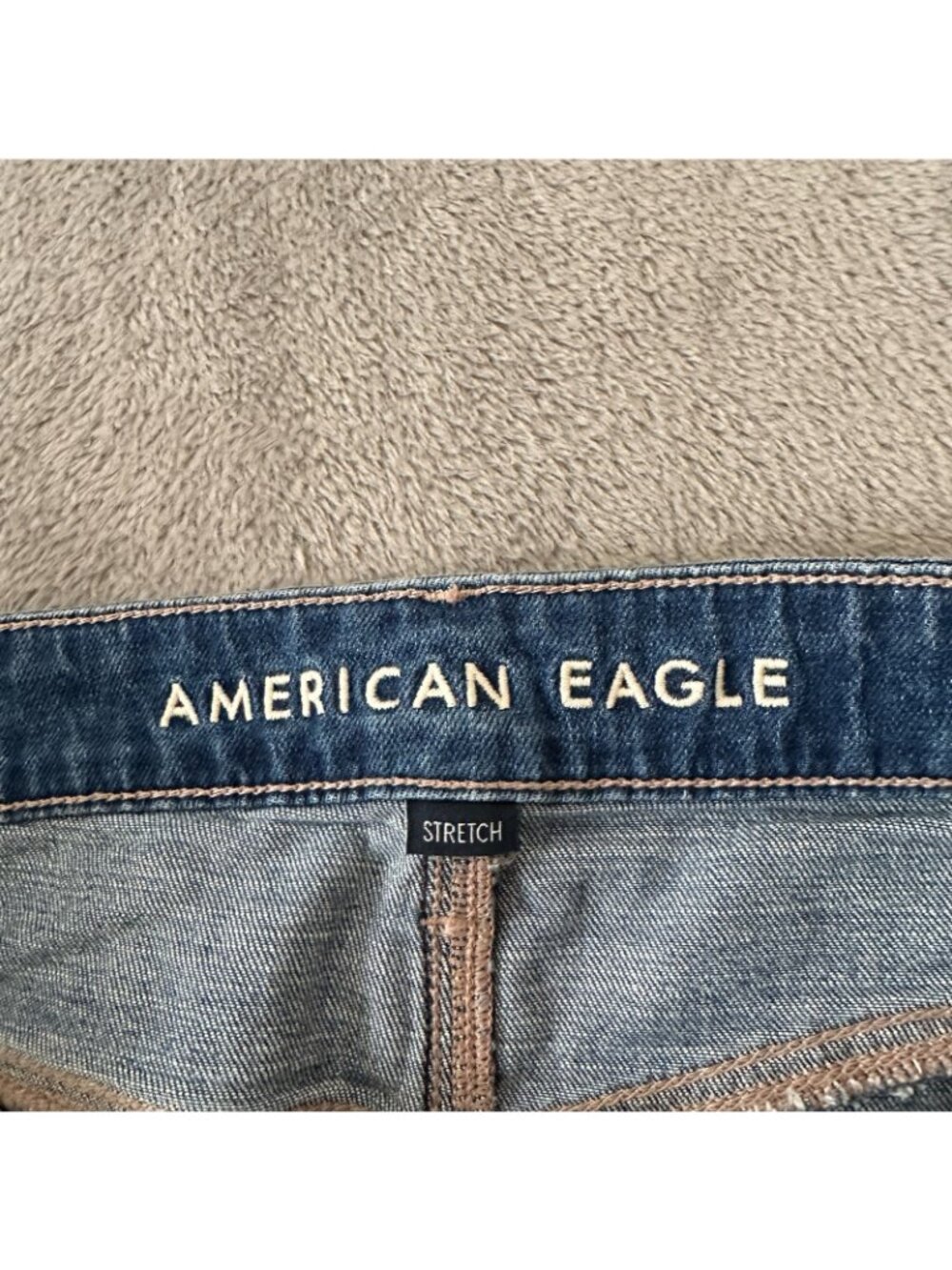 American Eagle Super High Rise Baggy Wide Leg Jeans Women's size 16 Regular - Picture 2 of 8